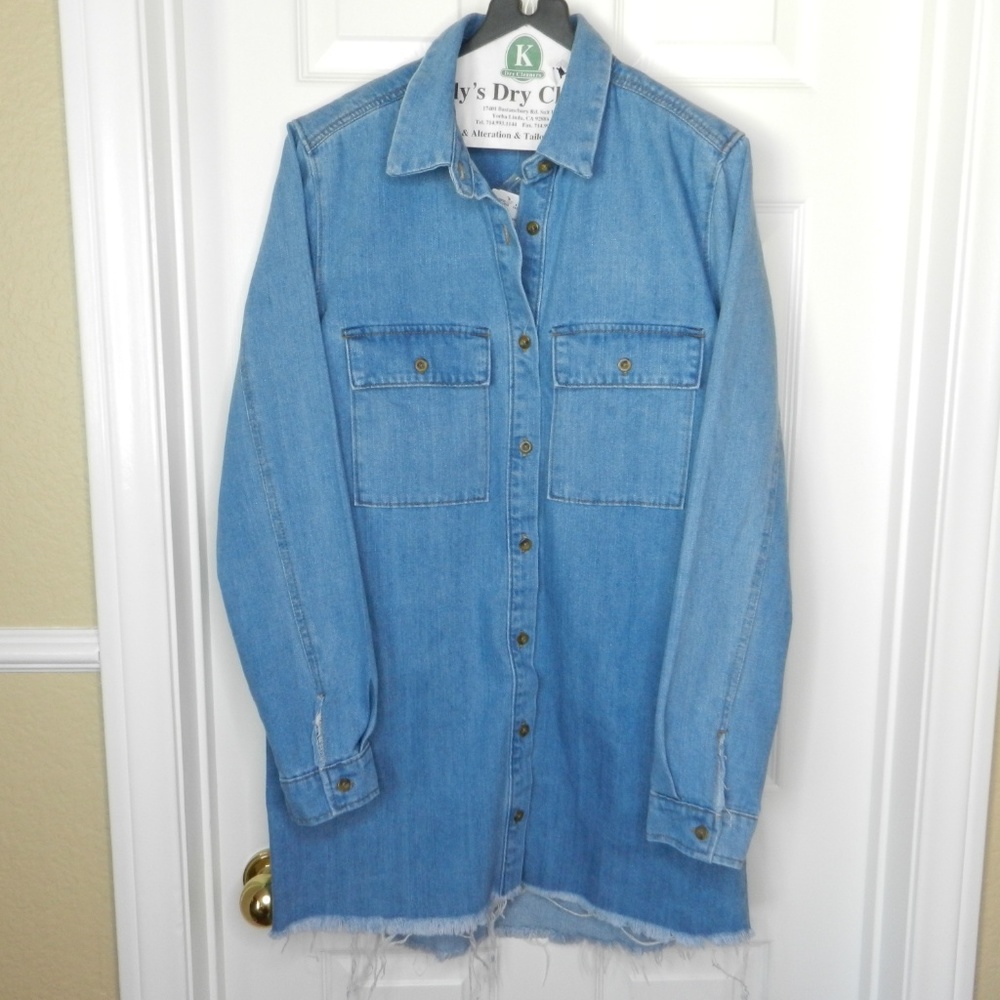 Forever 21 Womens Woven Jean Shirt Denim Shirt Med - Picture 5 of 7